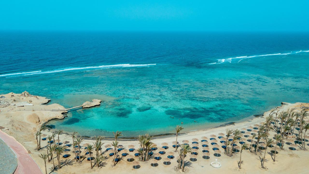 Get ready for an unforgettable adventure with a 3-day tour to Marsa Alam! 